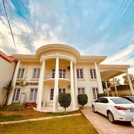 Shelton'S Rezidor House Hotel Pesavar Kültér fotó