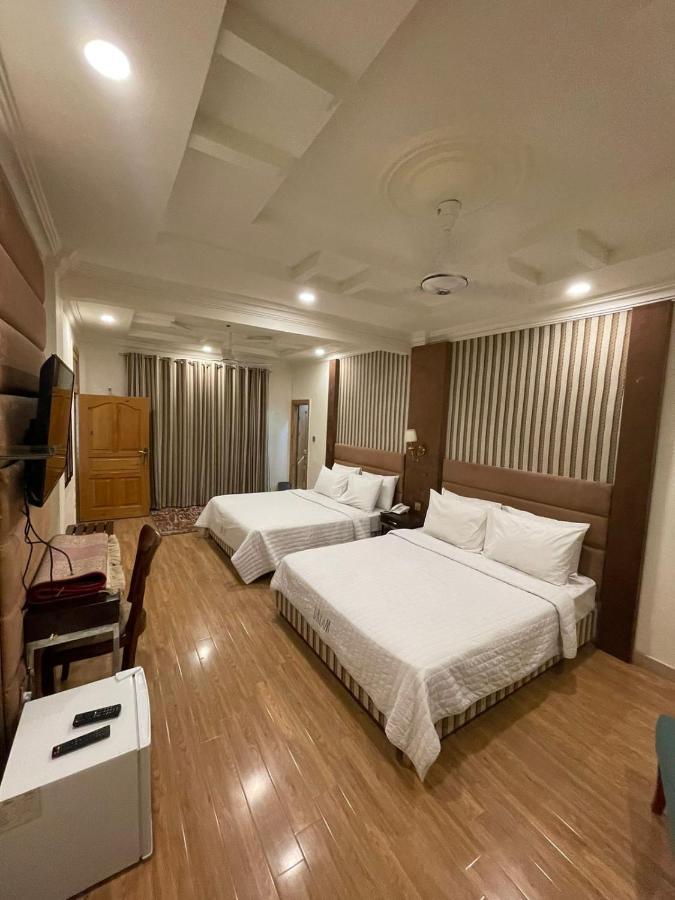Shelton'S Rezidor House Hotel Pesavar Kültér fotó